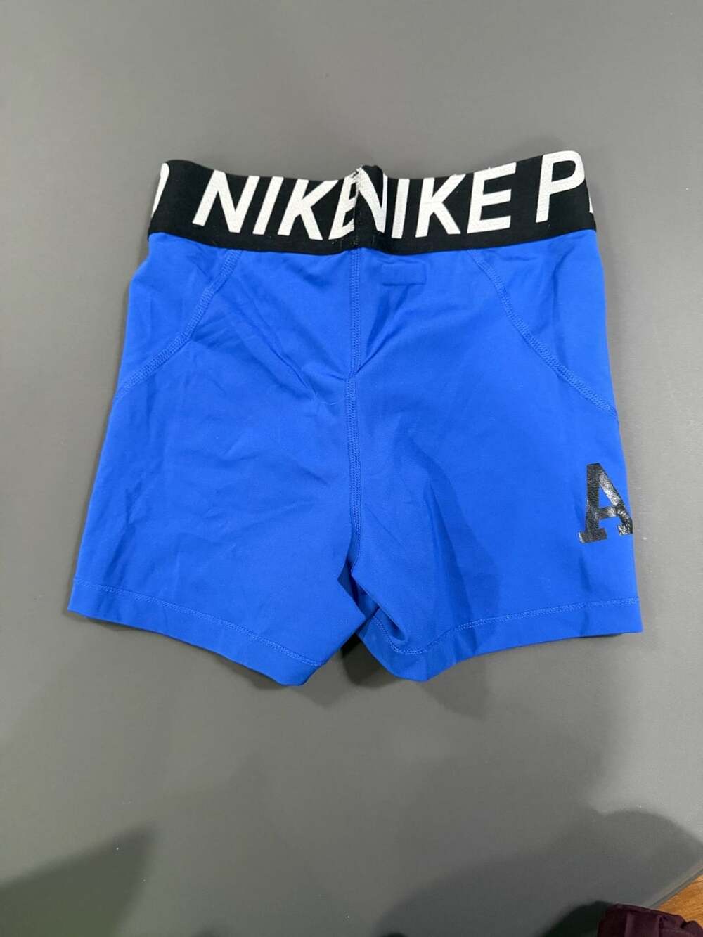 Nike Pro Dri-FIT athletic compression shorts - Picture 2 of 3